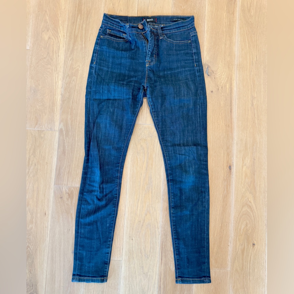 Antrologogie - BDG Twig High Rise Skinny Jean 26w x 29l